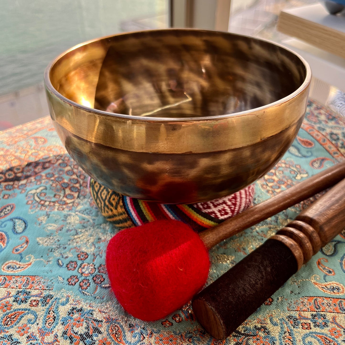 「生命之樹」雕刻頌缽 Tree of Life Singing Bowl