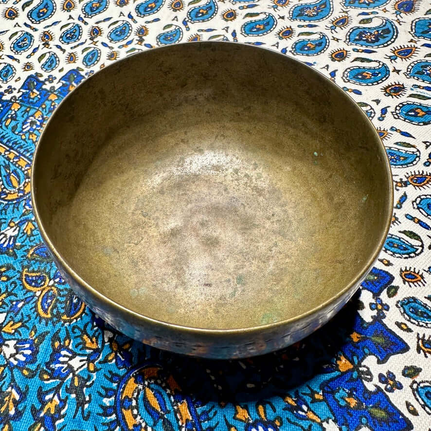 Old Singing Bowl 老頌缽 12cm Note C#4 AB241012