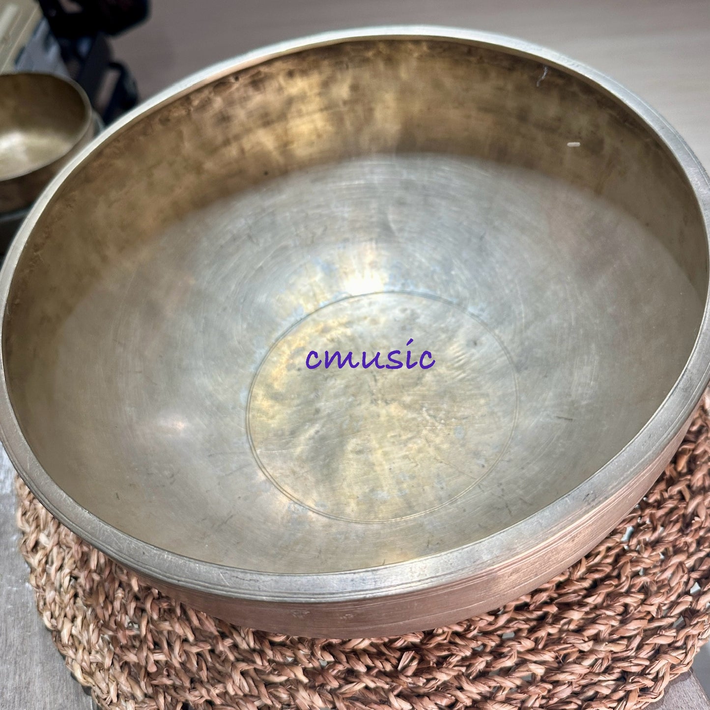 Antique Jambati Singing Bowl 古董頌缽 28cm-Note C3